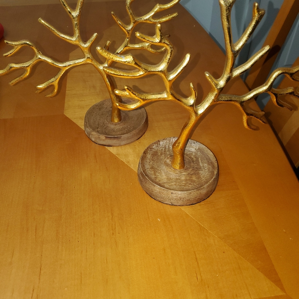 Adornos - Picture 2 of 4
